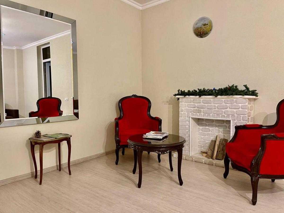 Merien Hotel Ереван Экстерьер фото